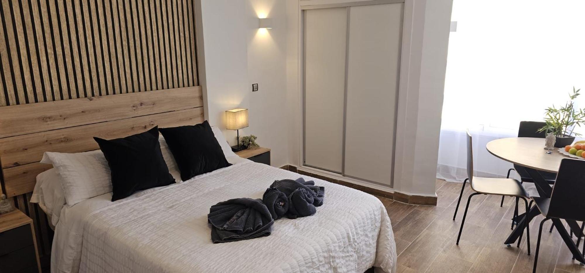 Namaste Modern Elegance City Center Apartment By Namaste Elite Torremolinos Exterior photo