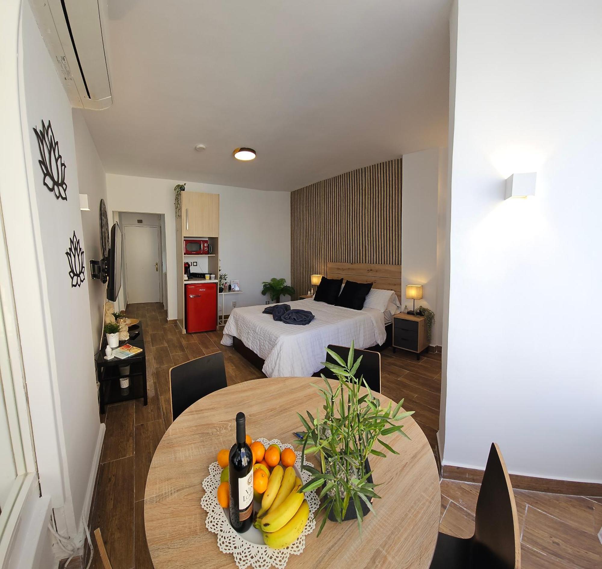 Namaste Modern Elegance City Center Apartment By Namaste Elite Torremolinos Exterior photo